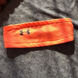Under Armour sports headband